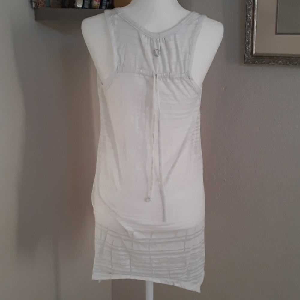 🥳CLEARANCE! $4 w/ a bundle!🥳Swim cover up, Pure White, Small - Picture 3 of 5
